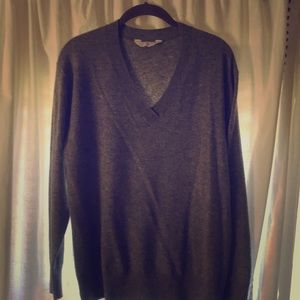 Grey cashmere V-Neck from Everlane